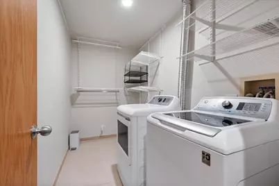 1889 Maple Avenue #W6, Evanston, IL 60201 - Photo 25