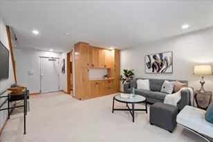 1889 Maple Ave, Evanston, IL 60201 - Photo 27