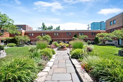 1889 Maple Avenue #W6, Evanston, IL 60201 - Photo 3