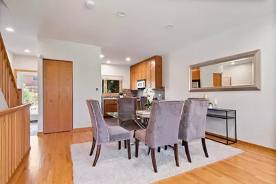 1889 Maple Avenue #W6, Evanston, IL 60201 - Photo 11