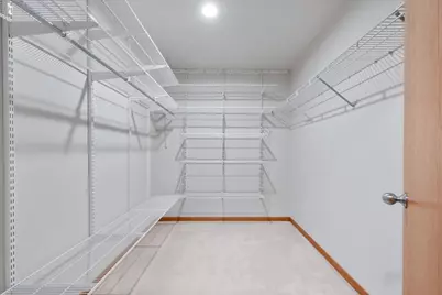 1889 Maple Avenue #W6, Evanston, IL 60201 - Photo 17