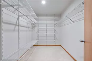1889 Maple Ave, Evanston, IL 60201 - Photo 17