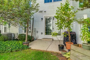 288 Oak Bluff Ct, Wauconda, IL 60084 - Photo 25
