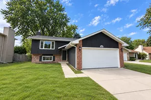 13716 S Amherst Ct, Plainfield, IL 60544 - Photo 1