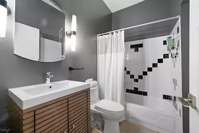 4354 N Kenmore Avenue #1N, Chicago, IL 60613 - Photo 13