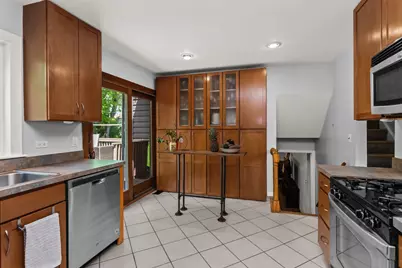 228 N Walnut Lane, Schaumburg, IL 60194 - Photo 13