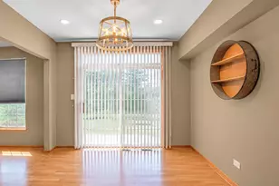 16612 Knottingwood Ave, Oak Forest, IL 60452 - Photo 5