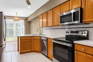 16612 Knottingwood Ave, Oak Forest, IL 60452 - Photo 7