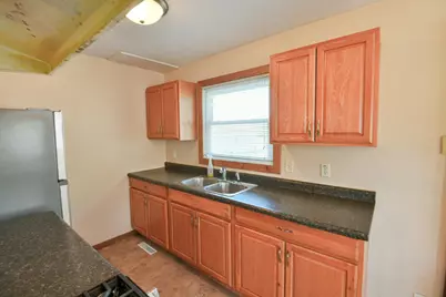 6324 53rd Street #6324, Kenosha, WI 53144 - Photo 5