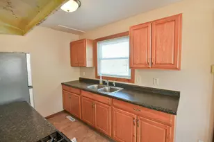 6324 53rd St, Kenosha, WI 53144 - Photo 5