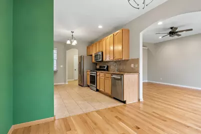 664 W Kristina Lane, Round Lake, IL 60073 - Photo 9
