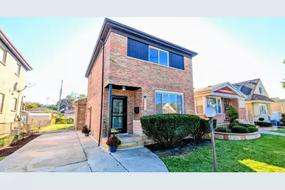 9527 S Parnell Avenue, Chicago, IL 60628 - Photo 1