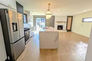 9527 S Parnell Ave, Chicago, IL 60628 - Photo 3