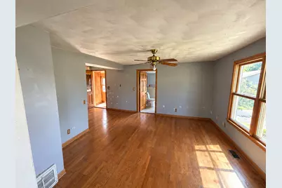 1915 Deerpass Road, Marengo, IL 60152 - Photo 3