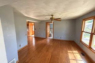 1915 Deerpass Rd, Marengo, IL 60152 - Photo 3