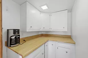 100 5th St, Sherrard, IL 61281 - Photo 17
