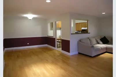670 Marilyn Avenue #208, Glendale Heights, IL 60139 - Photo 5