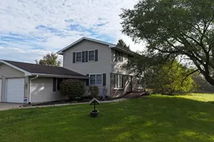 1607 Wheeler Rd, Kirkland, IL 60146 - Photo 9