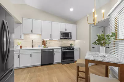 752 N Brookdale Drive, Schaumburg, IL 60194 - Photo 11