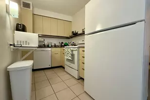 300 N State St, Chicago, IL 60654 - Photo 3