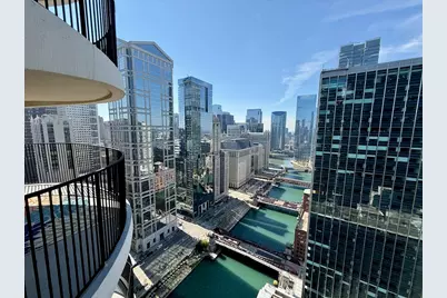 300 N State Street #4603, Chicago, IL 60654 - Photo 5