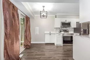 2212 Cardinal Ct, Schaumburg, IL 60194 - Photo 19