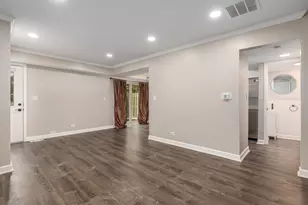 2212 Cardinal Ct, Schaumburg, IL 60194 - Photo 21