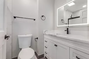 2212 Cardinal Ct, Schaumburg, IL 60194 - Photo 13