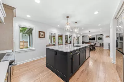 1415 Heatherton Drive, Naperville, IL 60563 - Photo 7