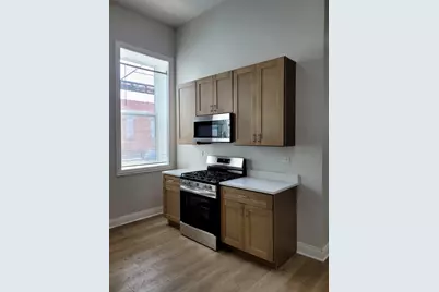 2458 S Sawyer Avenue #2F, Chicago, IL 60623 - Photo 5