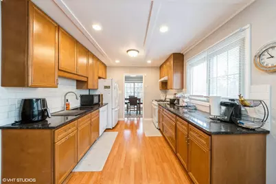 264 Evergreen Lane, Bloomingdale, IL 60108 - Photo 5