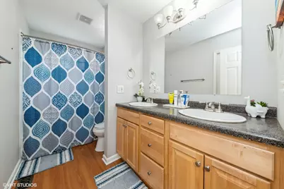 264 Evergreen Lane, Bloomingdale, IL 60108 - Photo 7