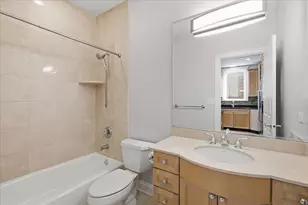 2717 N Wilton Ave, Chicago, IL 60614 - Photo 13