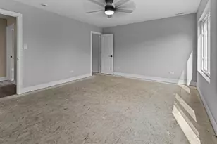 402 E Butler Ave, Grant Park, IL 60940 - Photo 19