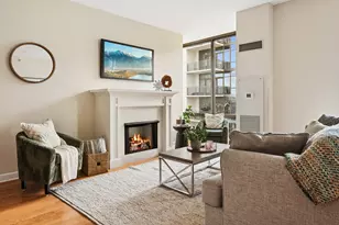 233 E 13th St, Chicago, IL 60605 - Photo 3