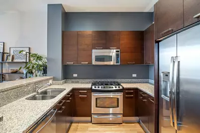 500 W Superior Street #1306, Chicago, IL 60654 - Photo 11