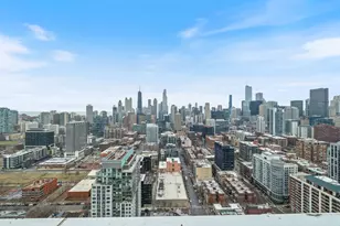 500 W Superior St, Chicago, IL 60654 - Photo 23