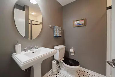 500 W Superior Street #1306, Chicago, IL 60654 - Photo 19