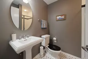 500 W Superior St, Chicago, IL 60654 - Photo 19