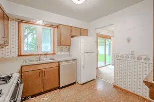 2119 Highland Dr, Sycamore, IL 60178 - Photo 11