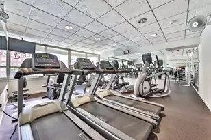 111 E Chestnut St, Chicago, IL 60611 - Photo 25