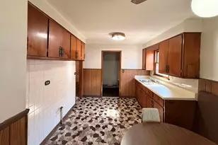 1631 N 36th Ave, Melrose Park, IL 60160 - Photo 7