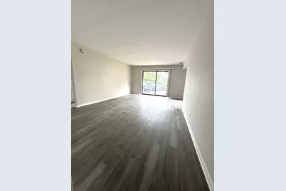 2000 Bayside Drive #110, Palatine, IL 60074 - Photo 3