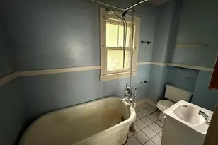 309 Adams St, Rockford, IL 61107 - Photo 9
