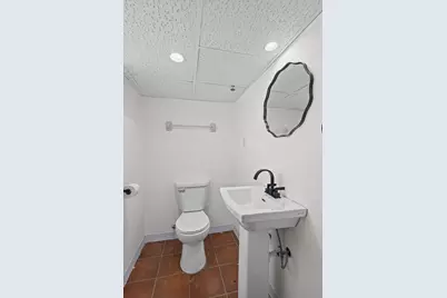 10119 S Wentworth Avenue, Chicago, IL 60628 - Photo 33