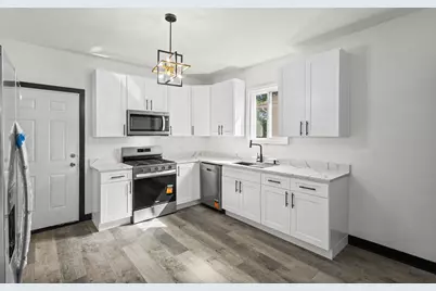 10119 S Wentworth Avenue, Chicago, IL 60628 - Photo 9