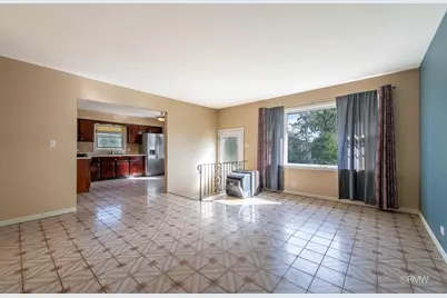 4 N 270 9th Avenue, Addison, IL 60101 - Photo 5