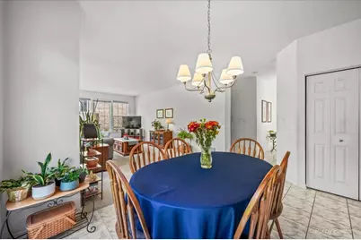 5722 Windsor Court, Rolling Meadows, IL 60008 - Photo 13