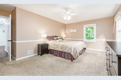 129 Branchwood Drive, Schaumburg, IL 60193 - Photo 15