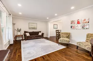 129 Branchwood Dr, Schaumburg, IL 60193 - Photo 5